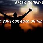 arctic monkeys i bet you look good on the dancefloor lyrics